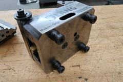 Lang Workholding 48155-125 5-Axis Self-Centering Vise with Jaws and Quick-Point Clamping Studs