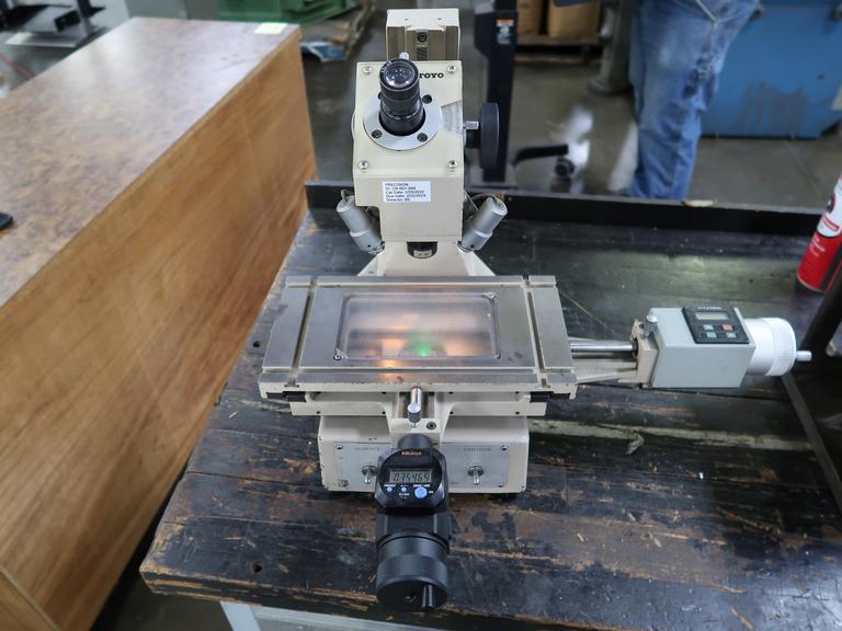 Mitutoyo No. 176-912 Toolmaker's Microscope with 30x Total Magnification and Digital Micrometer Heads