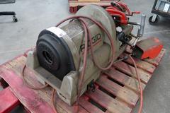 Ridgid 1822-I Pipe Threader with Reaming, Threading and Cutting Attachments, 110 Volt