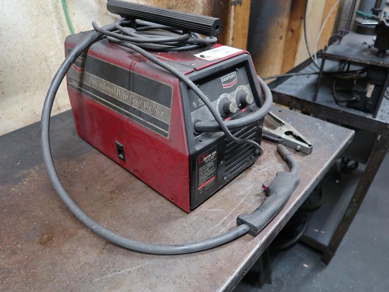 Century 125GL Wire Feed Welder with Gun and Ground Clamp