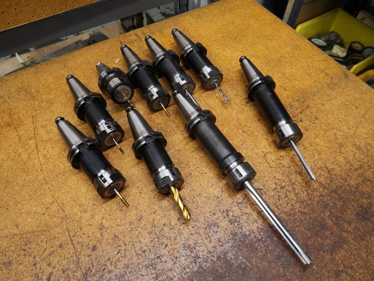 (9) Collet Style Cat 40 Tool Holders