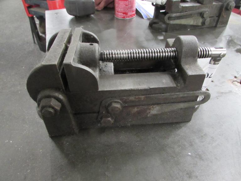 Tilting Drill Vise 3.5"