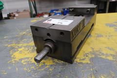 Kurt II 6" Machine Vise