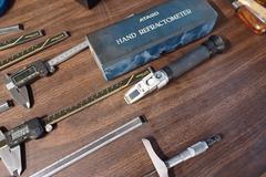 Inspection Tools: Digital and Dial Calipers, 0-1" Disc Micrometer, Depth Micrometer, Granite Base Stand, Refractometer, Gage Block Holders