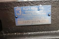Kurt D675 6" Machine Vise 