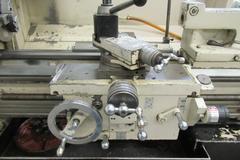 Leblond Makino 15" x 32" Regal Servo Shift Engine Lathe with Acu-Rite II DRO, Aloris Tool Post, 8" 3 Jaw Chuck, Work Light