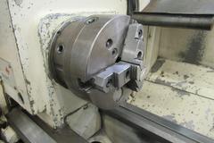 Leblond Makino 15" x 32" Regal Servo Shift Engine Lathe with Acu-Rite II DRO, Aloris Tool Post, 8" 3 Jaw Chuck, Work Light