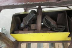 Toledo 999  Pipe & Bolt  Threading Machine With 8 Dies 