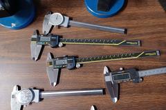 Inspection Tools: Digital and Dial Calipers, 0-1" Disc Micrometer, Depth Micrometer, Granite Base Stand, Refractometer, Gage Block Holders