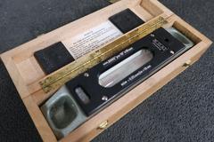 E.D.A. 8" Precision Inspection Block Level, .0005" / 10" Divisions, Wooden Case