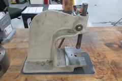 Greenerd 1-1/2 Arbor Press: 4" Throat