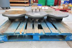 (3) Haas EC-400 Pallets as Shown (400mm) 