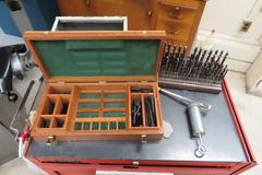 Kennedy Rolling Tool Cabinet -7 Drawers and Contents
