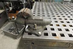 5'x5' Acorn Welding Table with Downdraft Fume Collector & Wilton 4" Bench VIse
