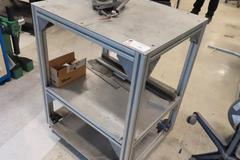 Bosch Portable Aluminum Work Bench with Reed 4" Bench Vise