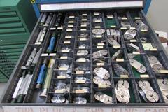 Vidmar Tool Cabinet wih Many Thread Gauges