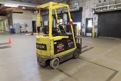 Hyster E40XM2S 3500lb Capacity Electric Fork Truck with Side Shift