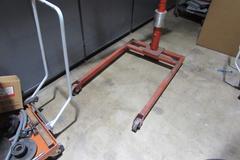 Portable Engine Hoist