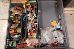 Metal 6 Drawer Vidmar Cabinet With Contents