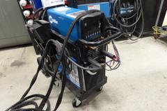 Miller Dynasty 280 TIG Welder with Cables, Miller Torch, Foot Trip, Cart, Coolmate 1.3 Chiller, Process Controls -New 2020