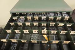 6-Drawer Metal Cabinet of Springs