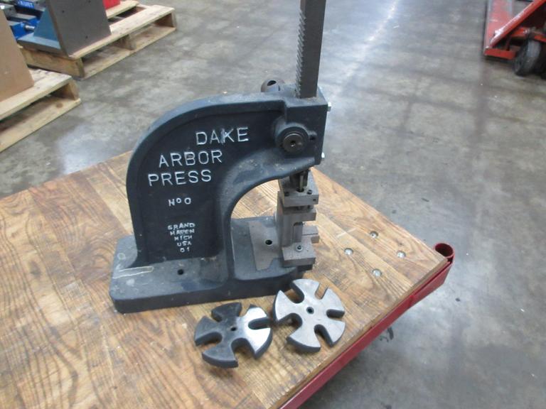 Dake No. 0 Arbor Press with 4-3/4" Throat and 7-3/4" Stroke, (2) Face Plates, Missing Handle