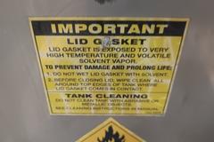 Uni-Ram URS900 Solvent Recycler with Filling & Transfer Timers