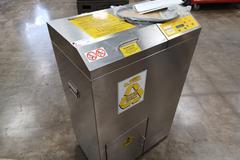 Uni-Ram URS900SS Solvent Recycler, 8 to 10 Hour Cycle Time