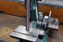 Grizzly Combination Belt and Disc Grinder, 1" Belt 8" Disk, 1/3 HP, Tilting Work Tables