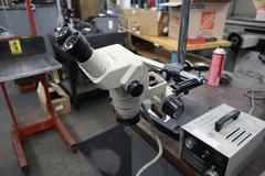Olympus SZ30 Stereo Zoom Microscope w Articulating Stand, Leeds Light Ring and Fiber Light