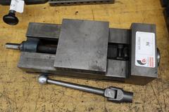 Kurt II 6" Machine Vise Vertical/Horizontal  w Handle