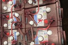 Nilfisk Advance 3800 Driven Floor Scrubber