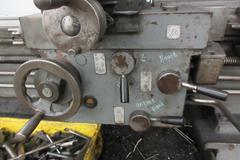 Rockland 19" x 85" Removable Gap Engine Lathe with 10" 3-Jaw Chuck, 17.5" 4-Jaw Chuck and Steady Rest