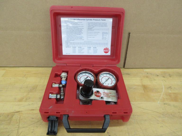 Mac Tools Differential Cylinder Pressure Tester, CLD210M in Plastic Carry Case