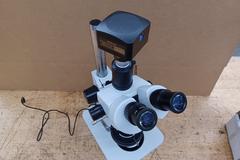 Stereo Zoom Microscope with Camera
