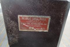 Aloris CA Tool Post with (4) Holders