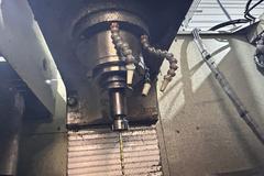 Milltronics RW-15 CNC Vertical Machining Center, Centurion 7 CNC Control, CAT 40, 16-Station Tool Changer, Chip Auger (#125)