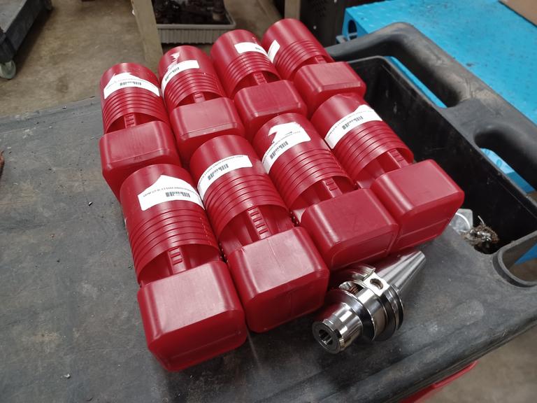 1/2" Capacity Cat 40 Hydraulic Chucks, (9)