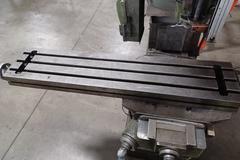 Bridgeport 2J Variable Speed Vertical Milling Machine with 3-Axis DRO