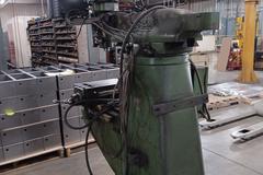 Bridgeport 2J Variable Speed Vertical Milling Machine with 3-Axis DRO