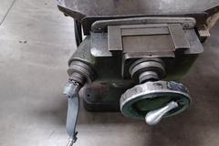 Bridgeport 2J Variable Speed Vertical Milling Machine with 3-Axis DRO