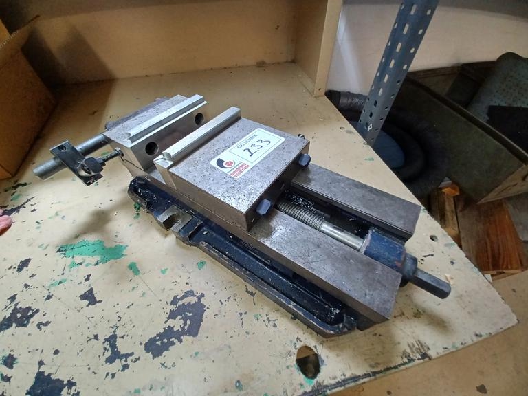 6" TE-CO Model PWS-6900 Machine Vise