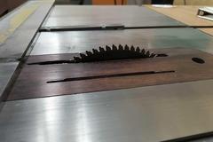 Powermatic 66 10" Table Saw with T-Square Rip Fence, Digital Rip Fence Read Out, Miter Gage, Blade Guard