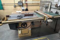 Powermatic 66 10" Table Saw with T-Square Rip Fence, Digital Rip Fence Read Out, Miter Gage, Blade Guard