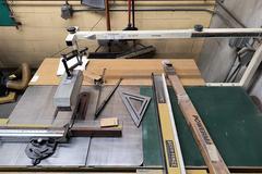 Powermatic 66 10" Table Saw with T-Square Rip Fence, Digital Rip Fence Read Out, Miter Gage, Blade Guard