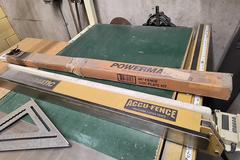 Powermatic 66 10" Table Saw with T-Square Rip Fence, Digital Rip Fence Read Out, Miter Gage, Blade Guard