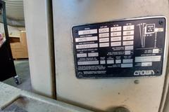 Crown Model 15DS Electric Pallet Stacker