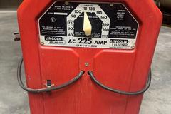 Lincoln AC-225-S Stick Welder with Stick Clamp, Ground Clamp, Rod and Cart