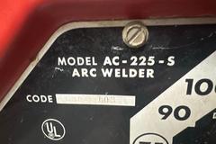 Lincoln AC-225-S Stick Welder with Stick Clamp, Ground Clamp, Rod and Cart
