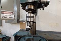 17" Bench Top Drill Press with Chuck and Vise